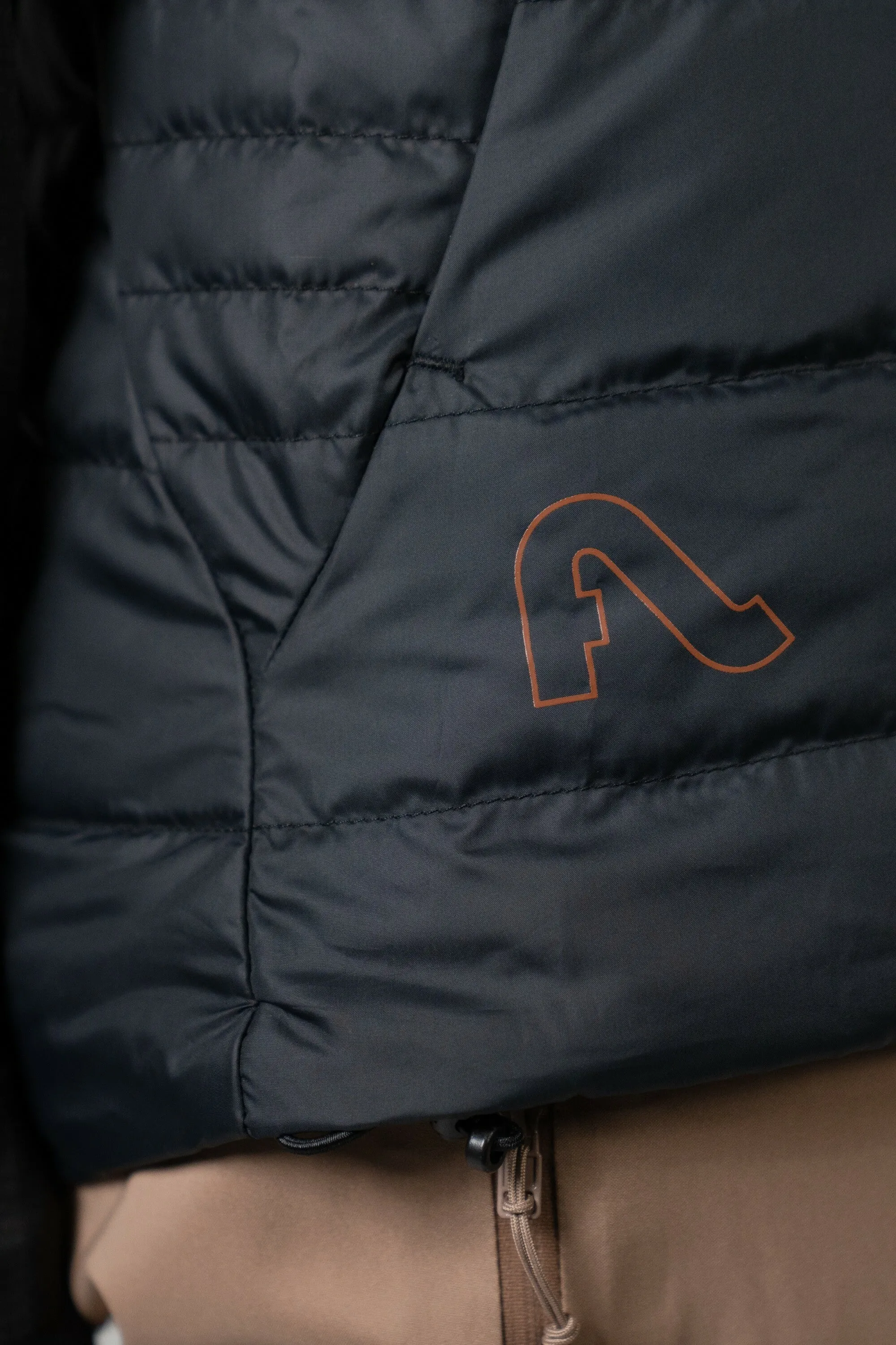 2023 Laurel Vest