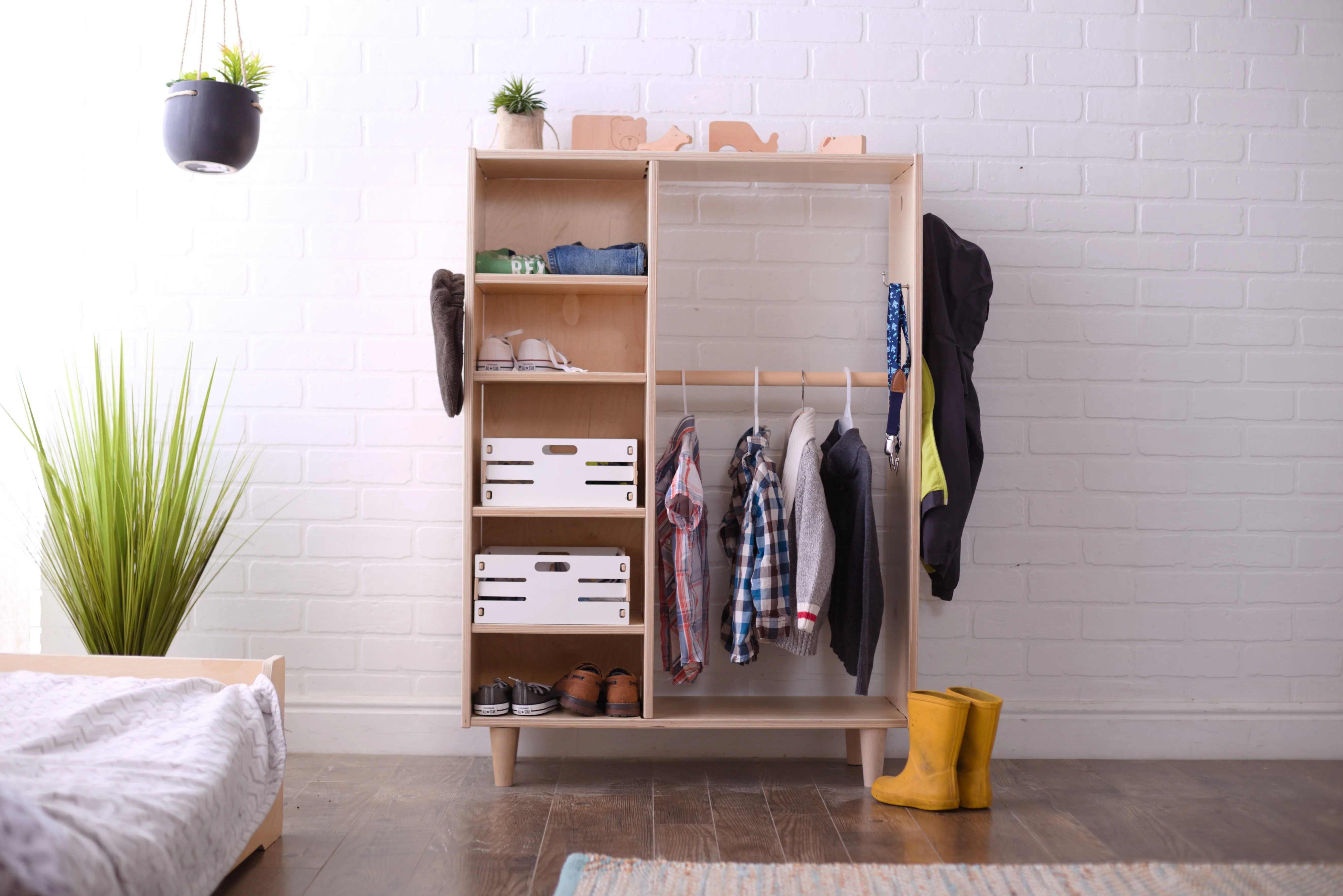 Alba Montessori Children's Wardrobe