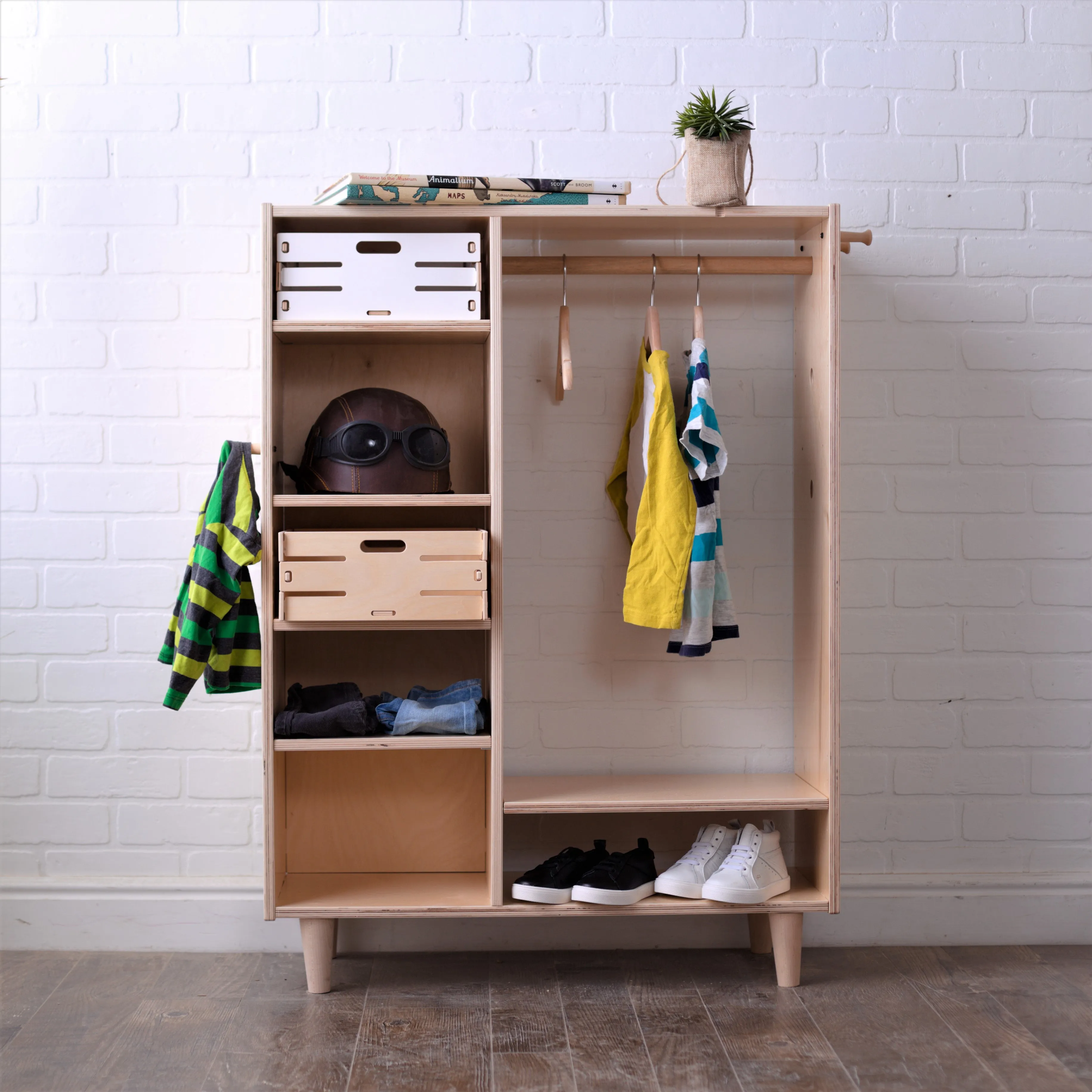Alba Montessori Children's Wardrobe