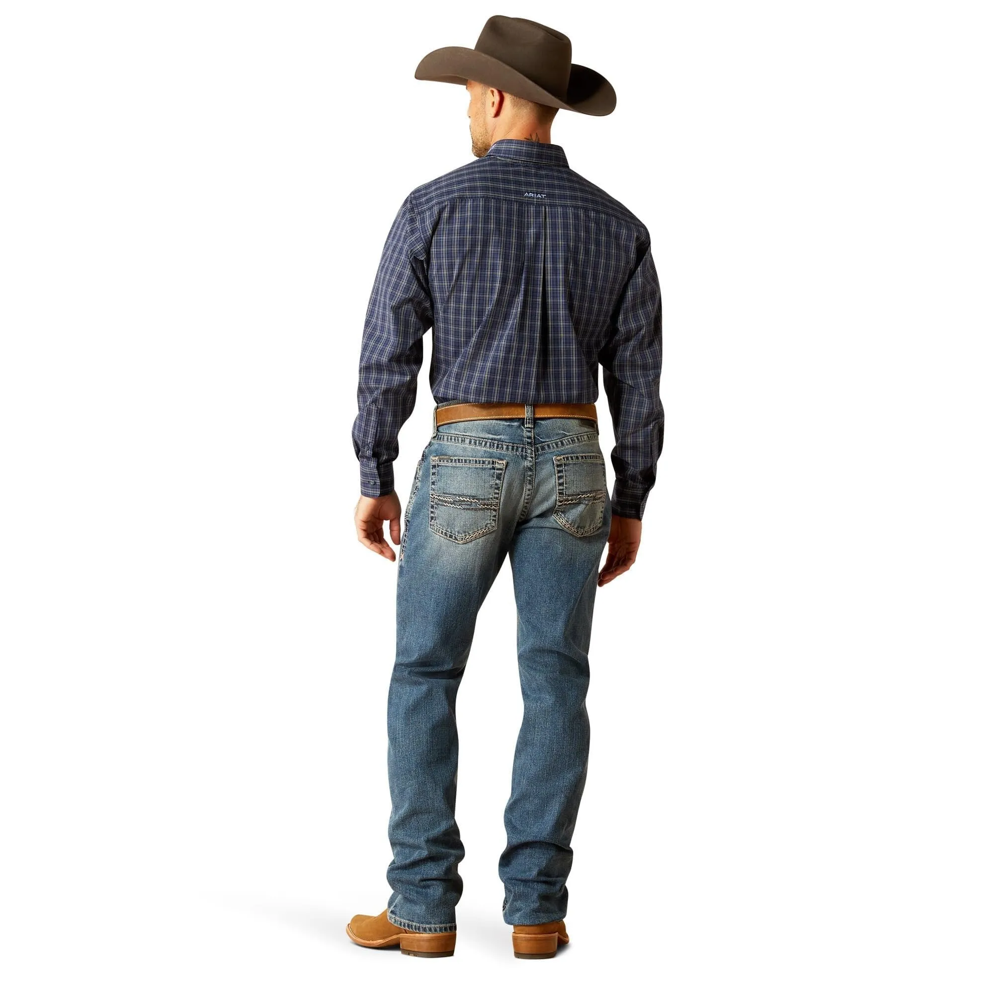 Ariat Men's M2 Traditional Relaxed Buster Boot Cut Jeans, Dakota