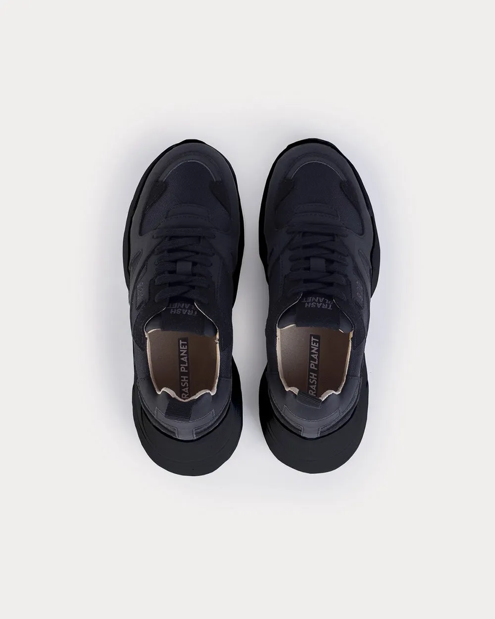 Billie 920 Black Low Top Sneakers