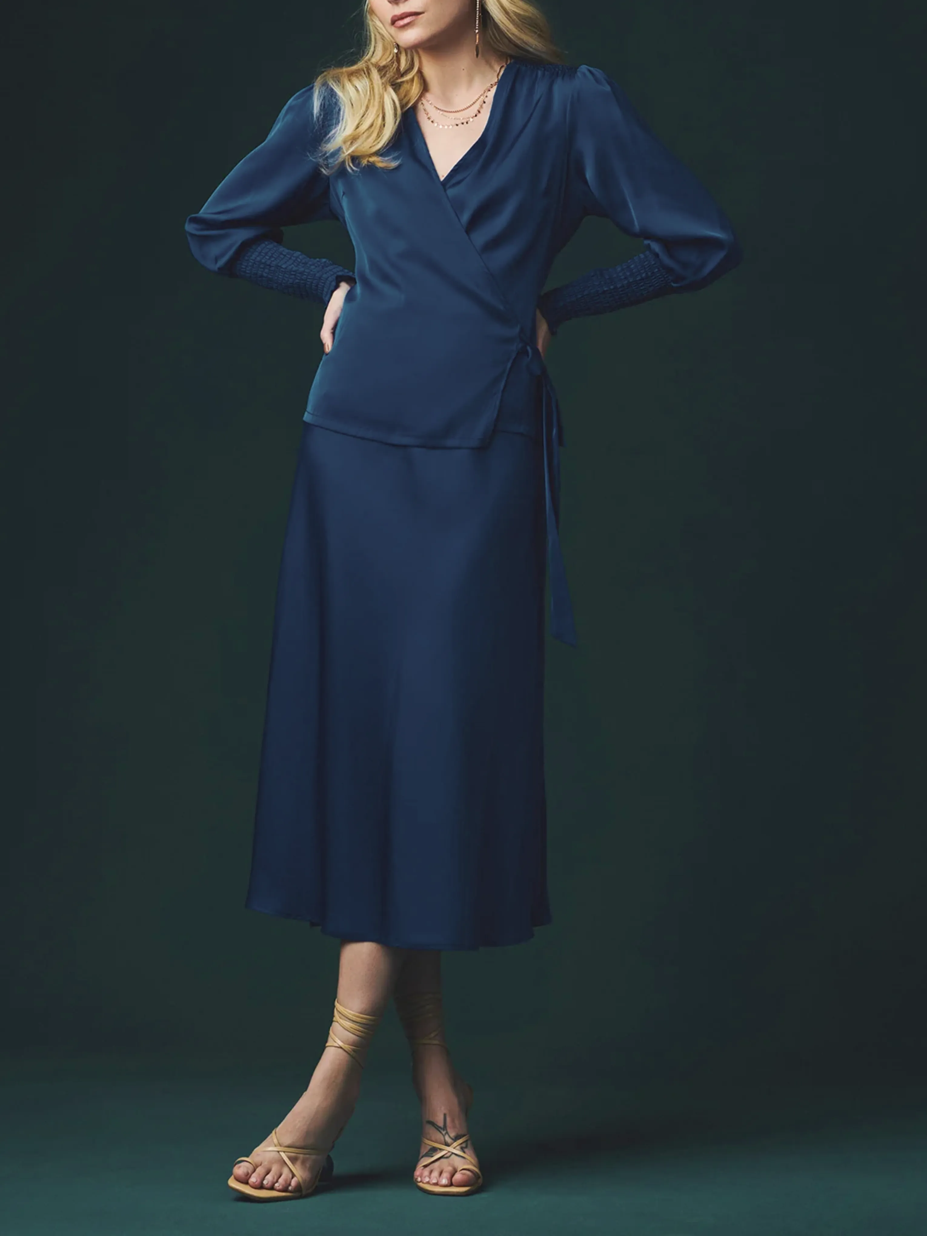 Chamonix Long Skirt in Navy
