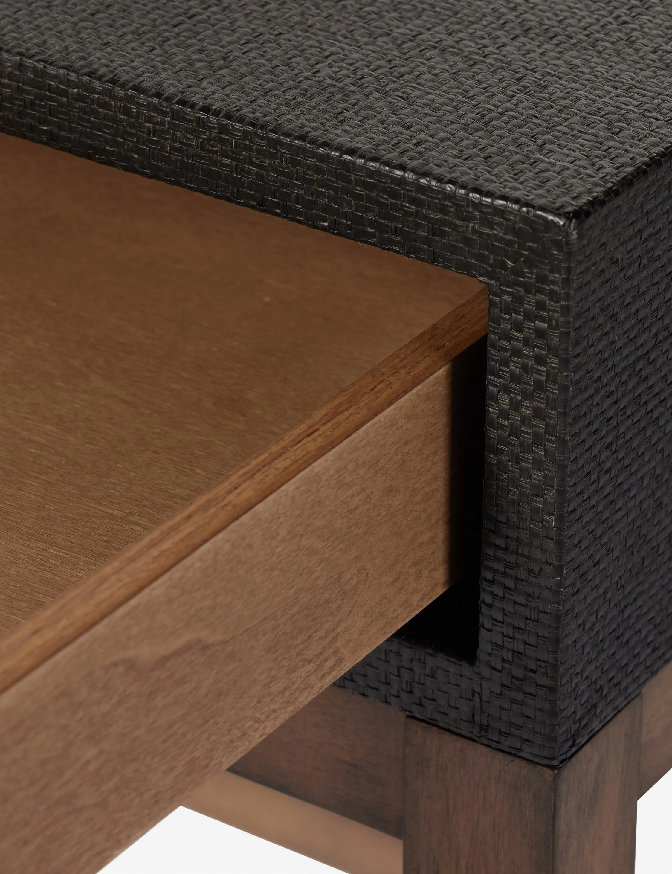 Darina Desk