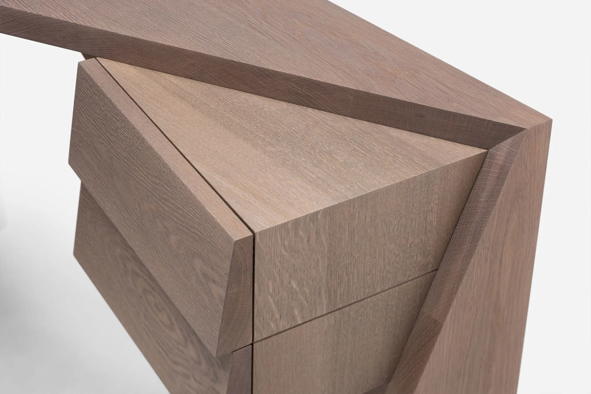 DENEB DESK
