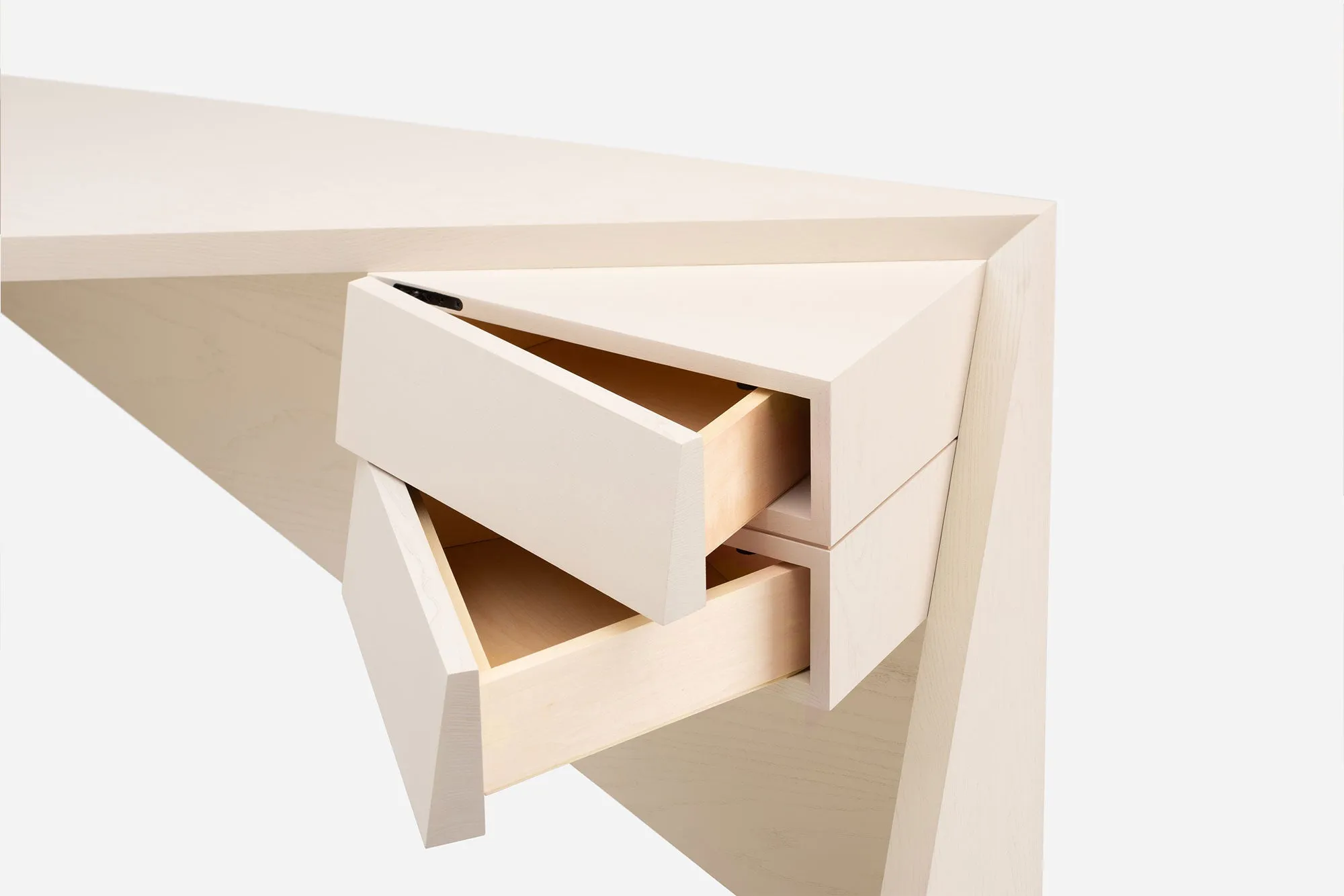DENEB DESK