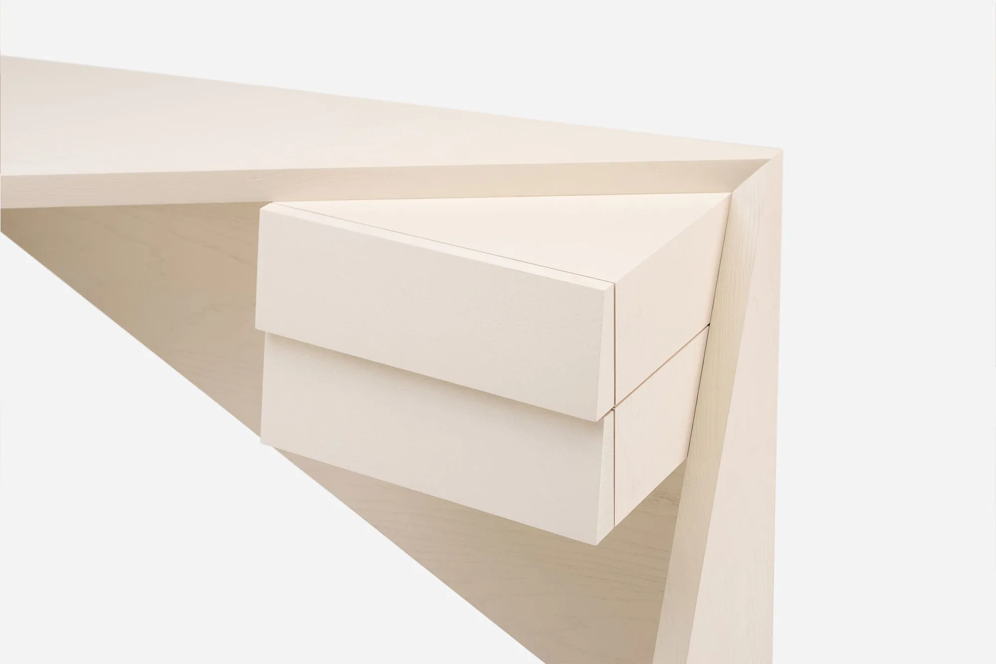 DENEB DESK
