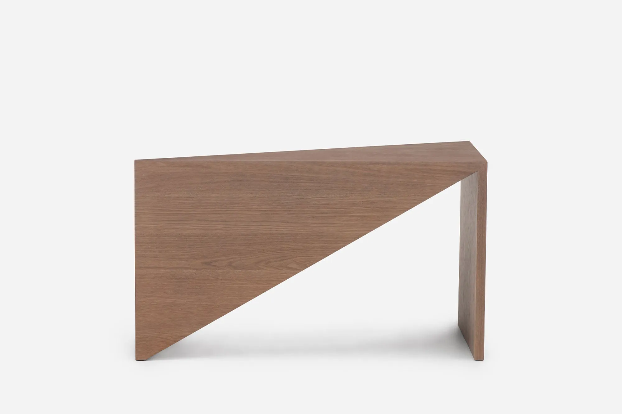 DENEB DESK