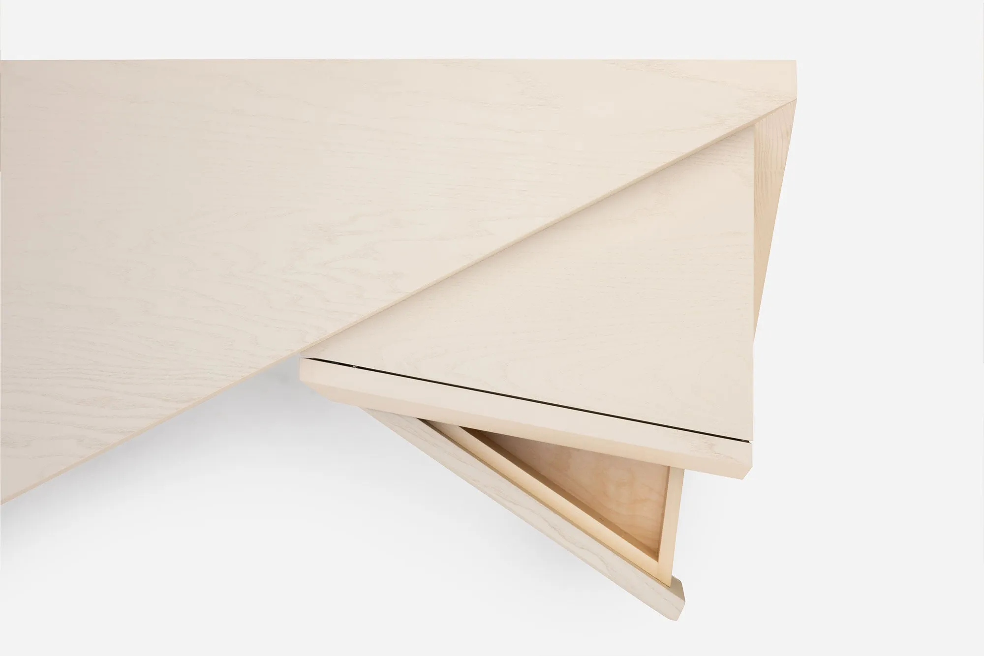DENEB DESK