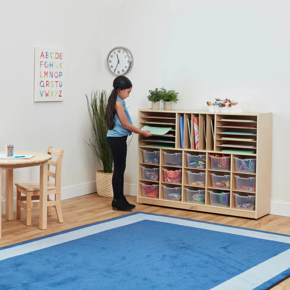 ECR4Kids Multi-Section Mobile Cabinet with 15 Scoop Front Storage Bins 多格移動櫃，配有15個前開式儲物箱