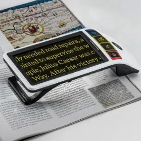 Eschenbach Smartlux 12.7 cm (5 inches) Digital Magnifier
