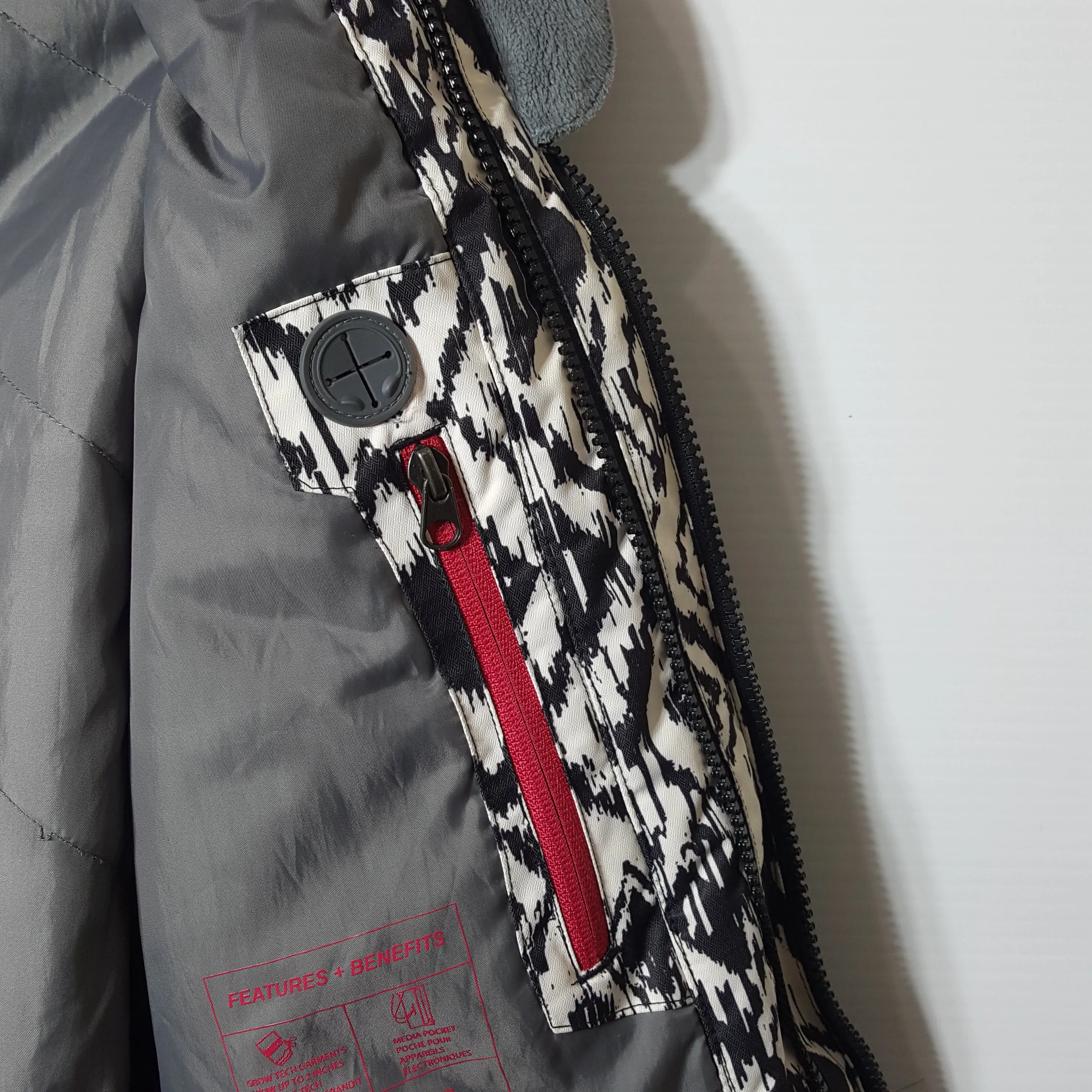 Firefly Kids Ski Jacket - Size M - Pre-owned - GAV8DK