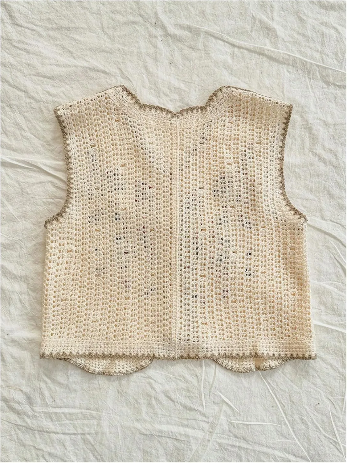 GORGLITTER Women's Embroidered Vest Crochet Vest Tops Floral Sleeveless Boho Tops 2025 Western Outfit