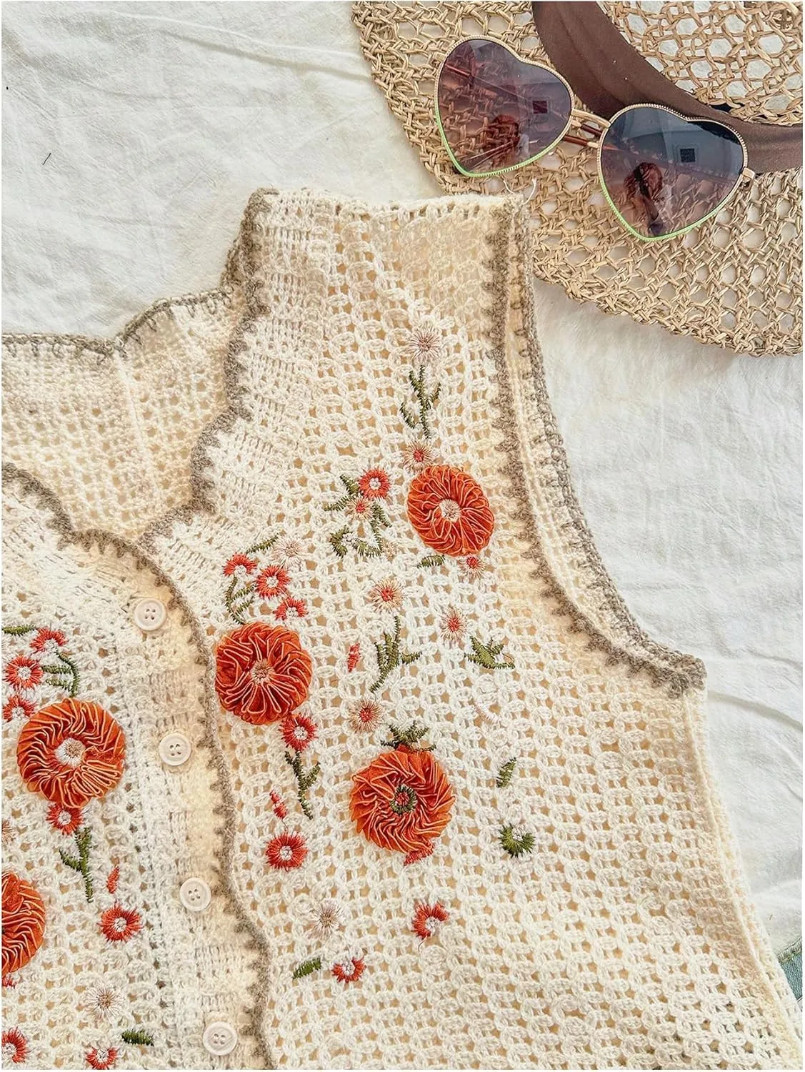 GORGLITTER Women's Embroidered Vest Crochet Vest Tops Floral Sleeveless Boho Tops 2025 Western Outfit