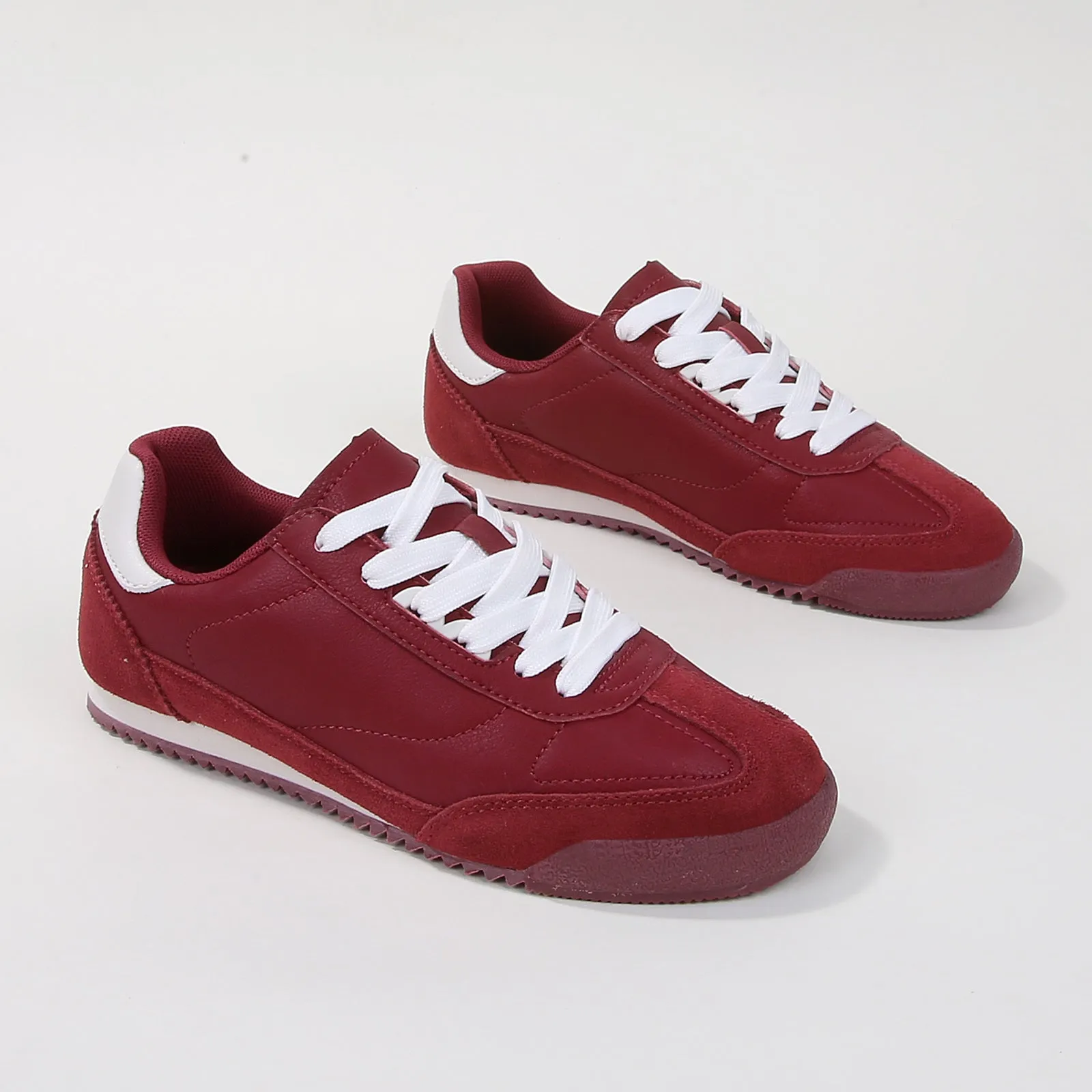 Landon Retro Lace-up Gum Sneakers