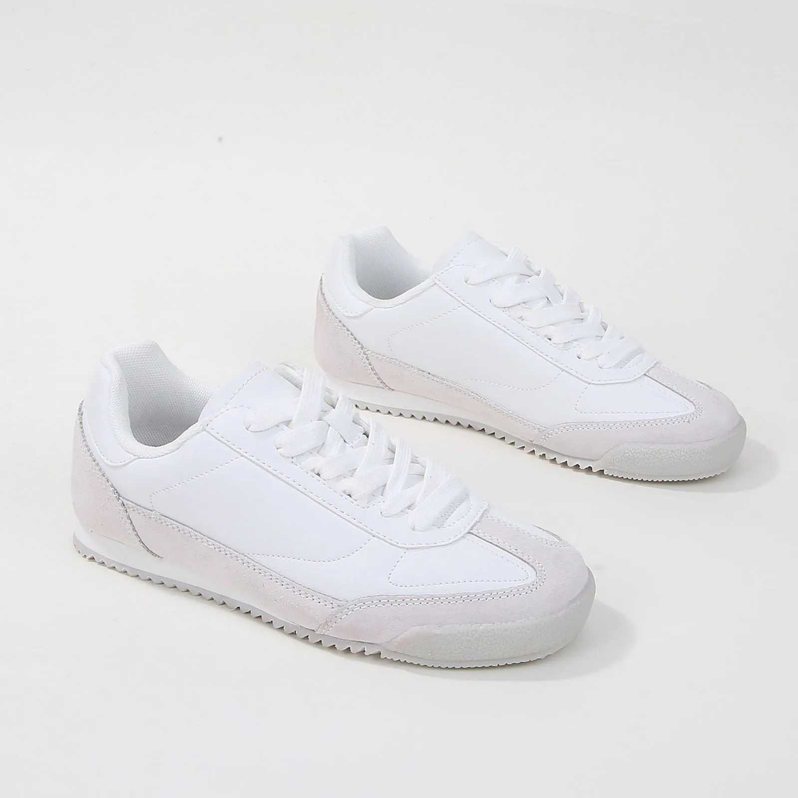 Landon Retro Lace-up Gum Sneakers