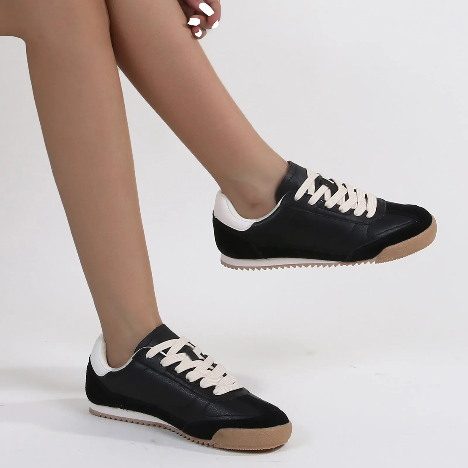 Landon Retro Lace-up Gum Sneakers