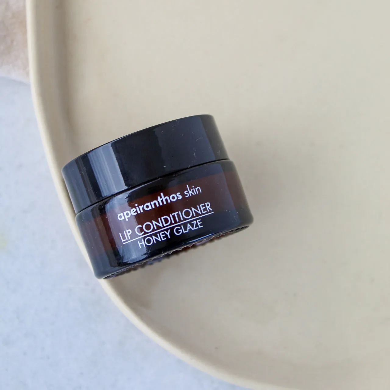 Lip conditioner (honey glaze)
