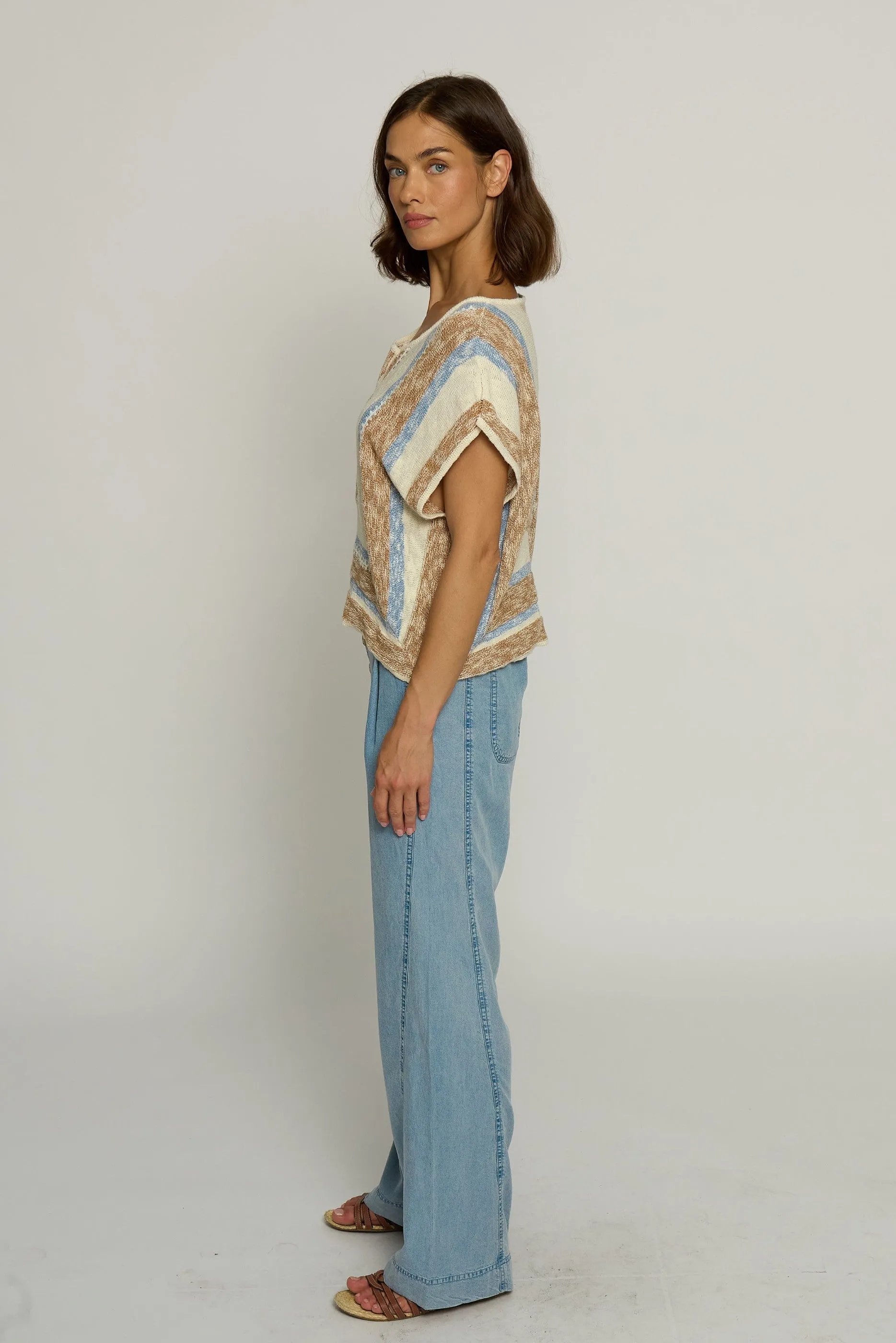 Mitred Stripe Square Top