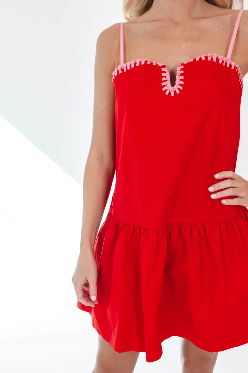 Scarlet Sweetheart Dress - Red