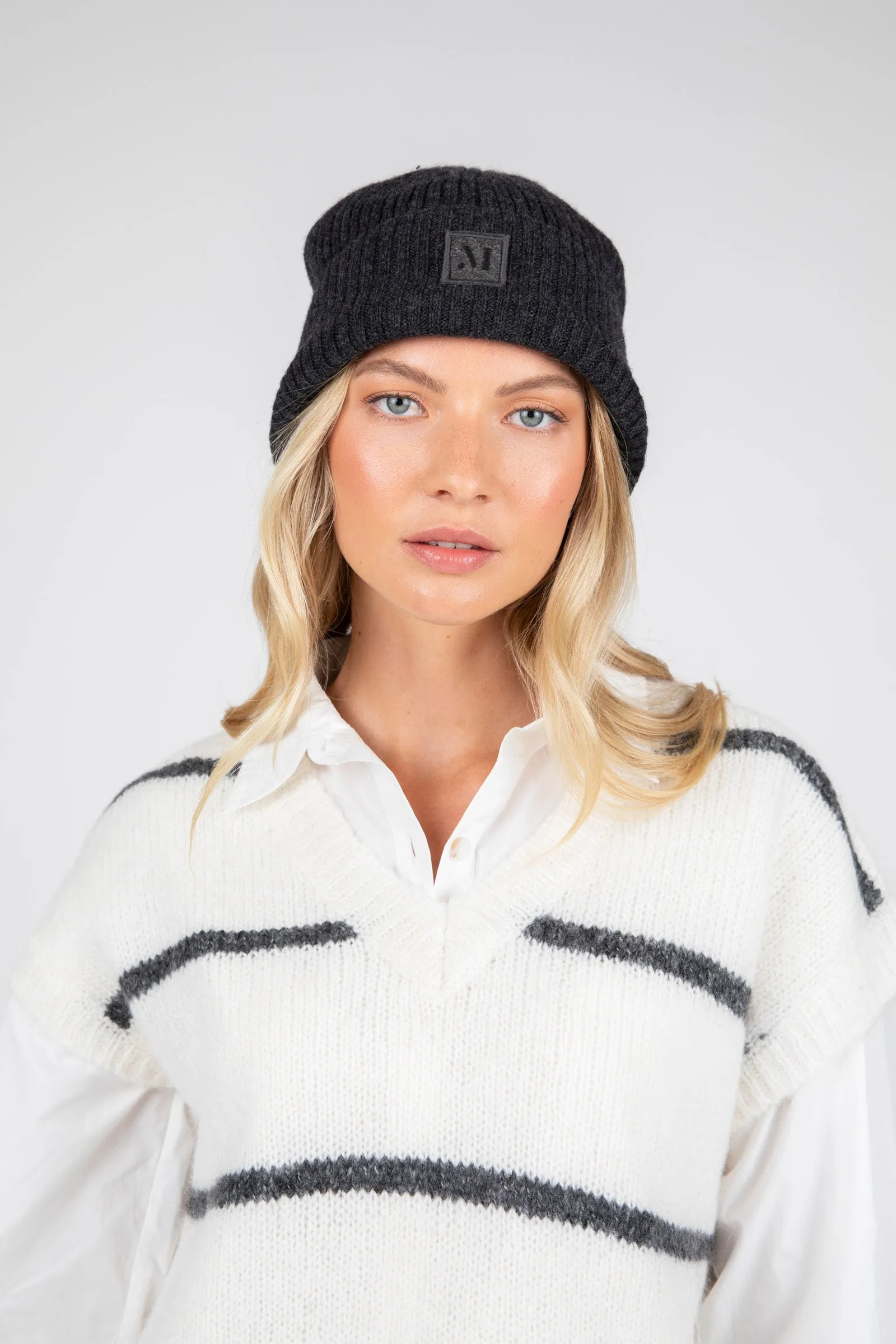 Snug Beanie - Carbon Marle