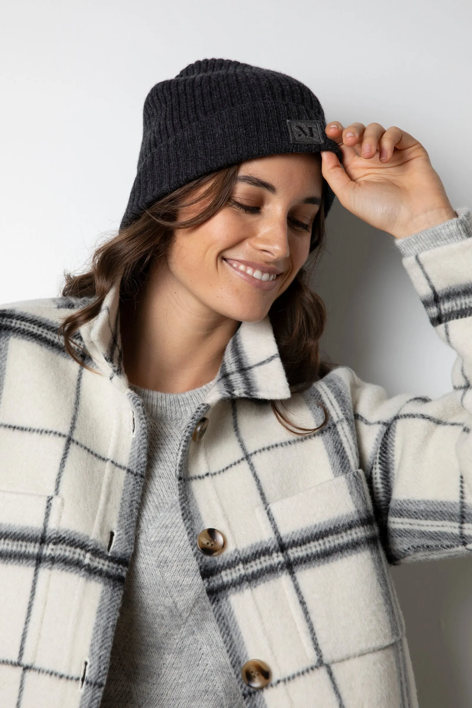 Snug Beanie - Carbon Marle