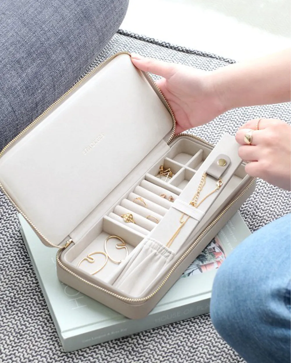 Stackers Sleek Necklace Zipped Travel Jewellery Box Taupe