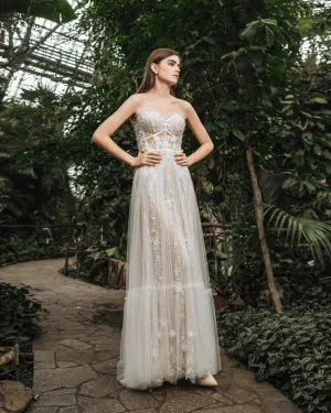 Strapless Sweetheart Neckline Wedding Dress with Convertible Sleeve - Floral Applique Dress with Tulle Plus Size - TESS