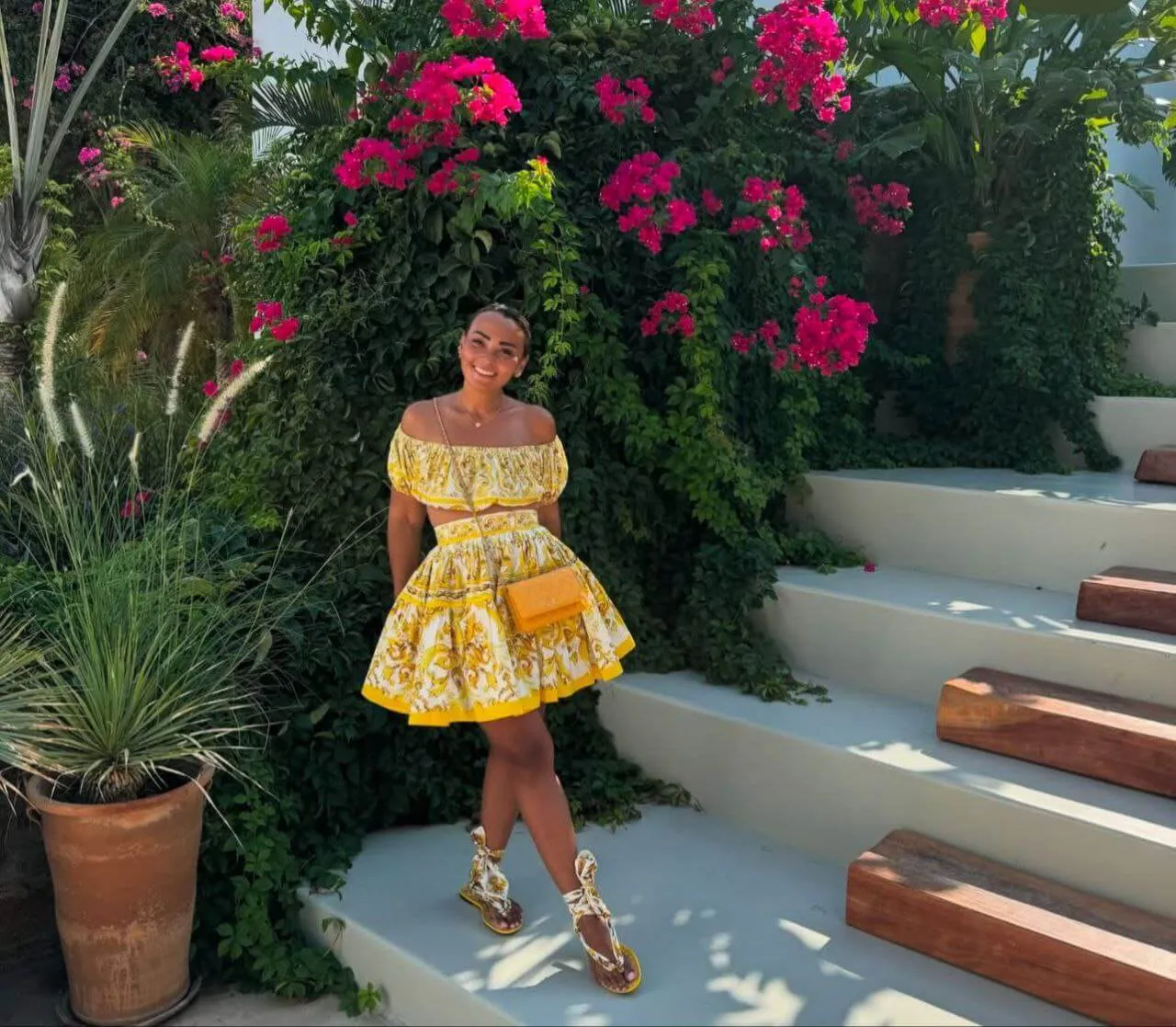 Summer Elegance Set - Crop Top & Flowing Skirt