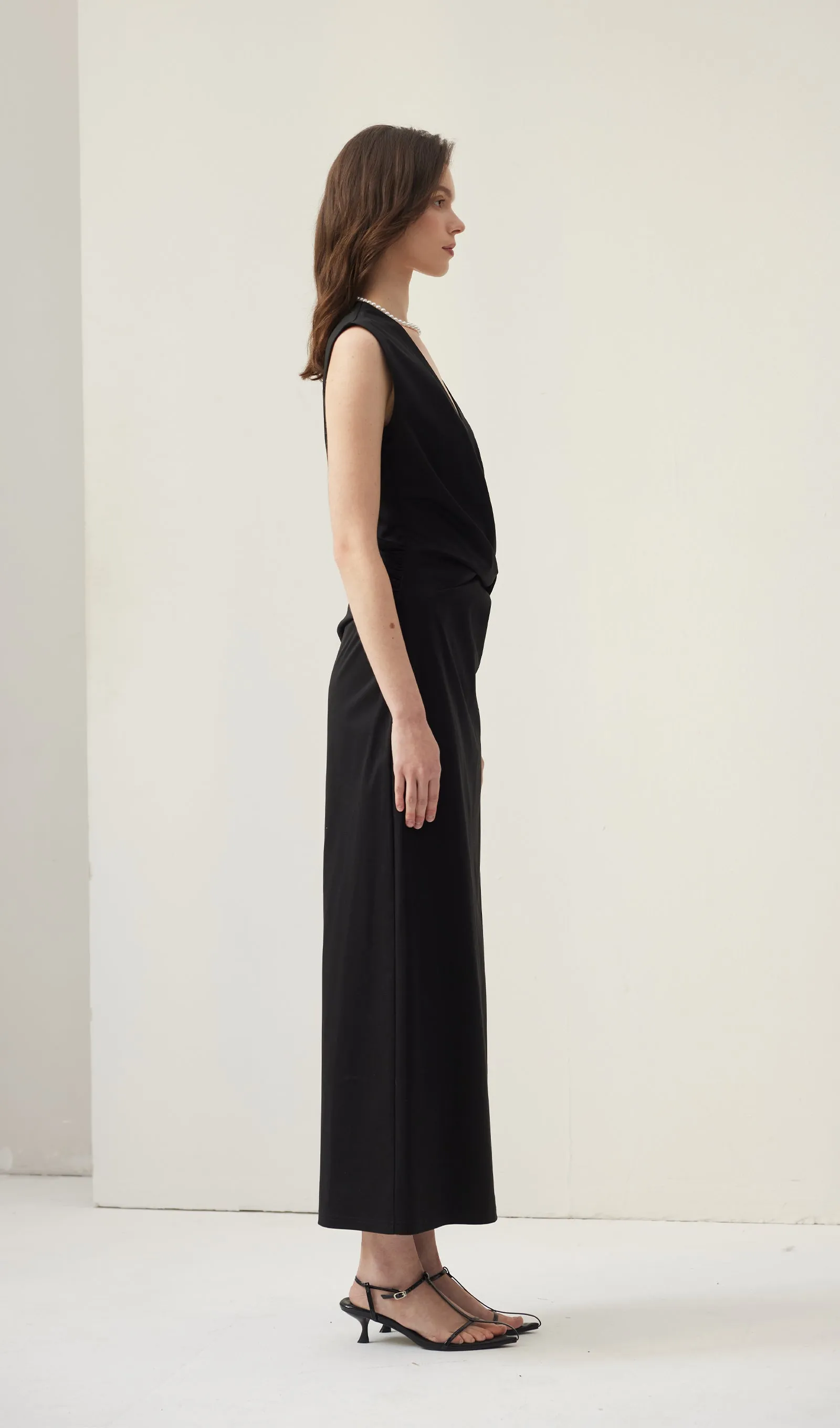 V Neck Crepe Twist Maxi Dress