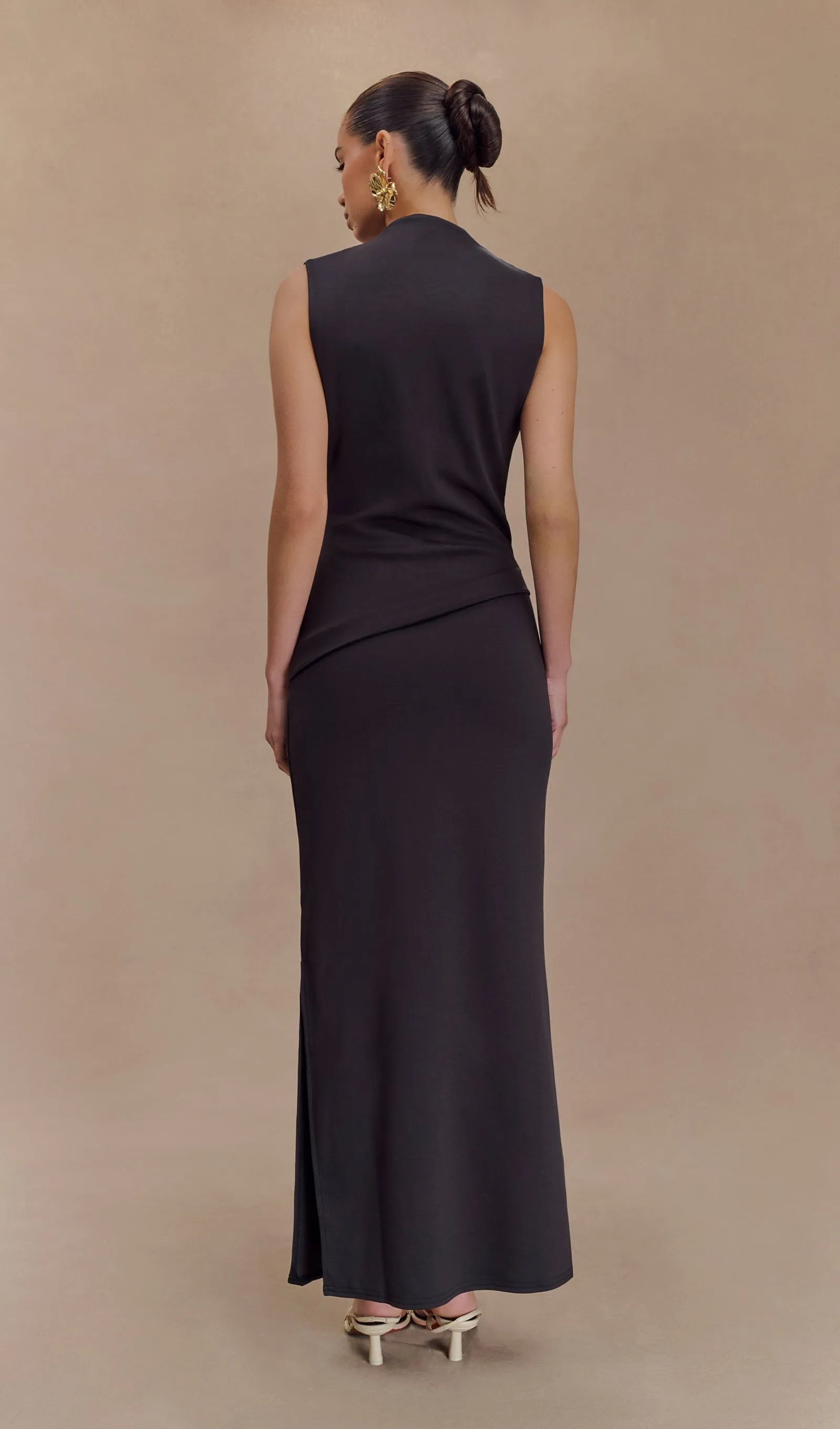 V Neck Crepe Twist Maxi Dress