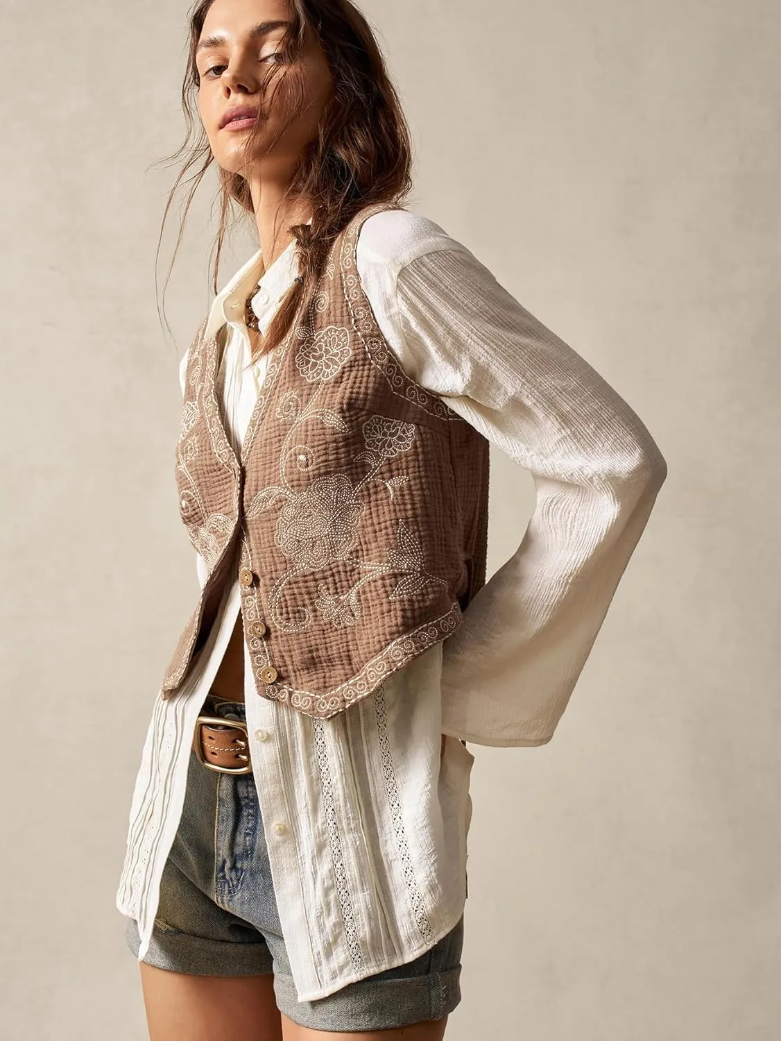 Verdusa Women's Boho Western Floral Embroidery Tank Tops Button Front V Neck Vest Tops