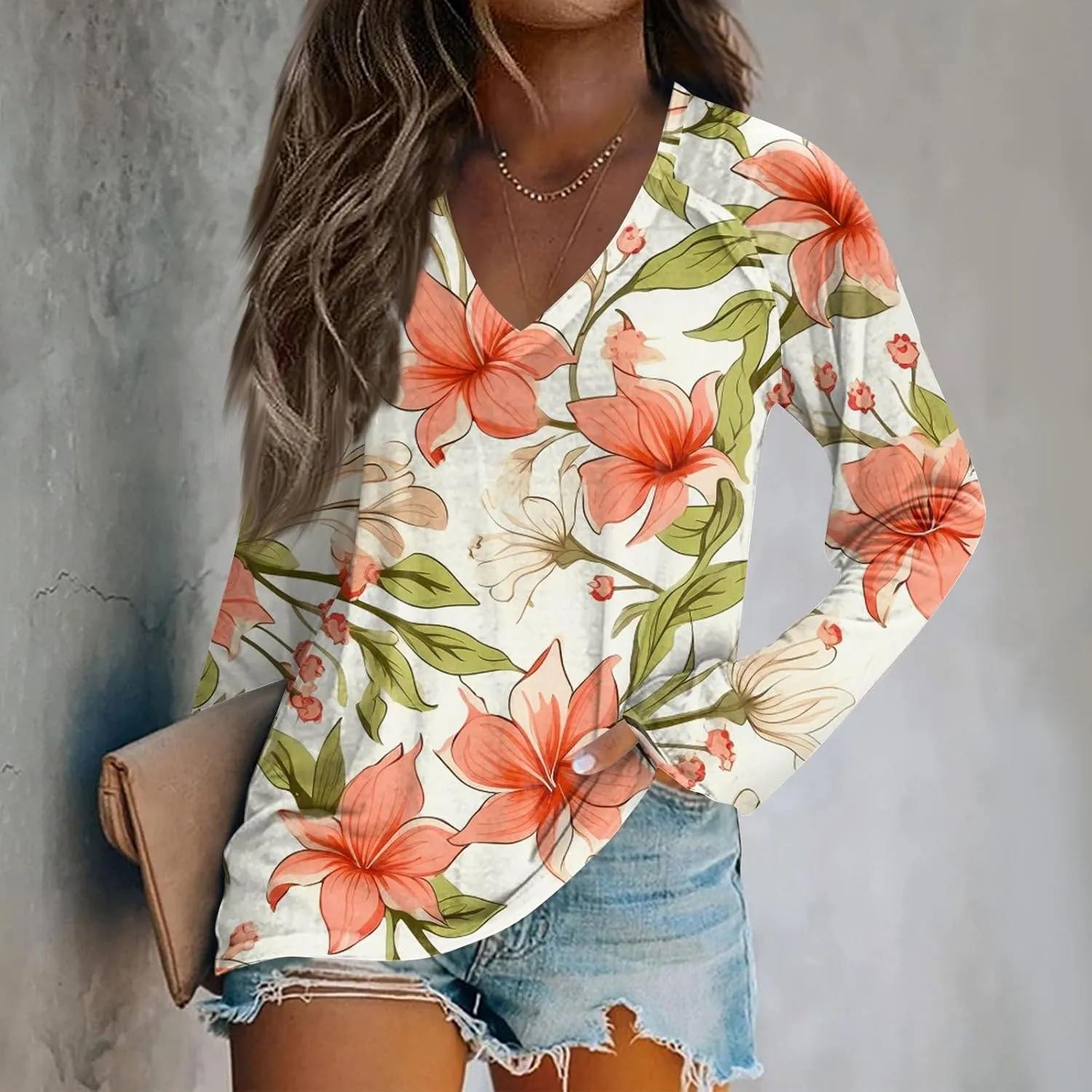 Women's 2025 Fall Long Sleeve Tops V Neck Sexy Floral Print Tee Tops Trendy Cute Loose Fit Dressy Winter Sweatshirt