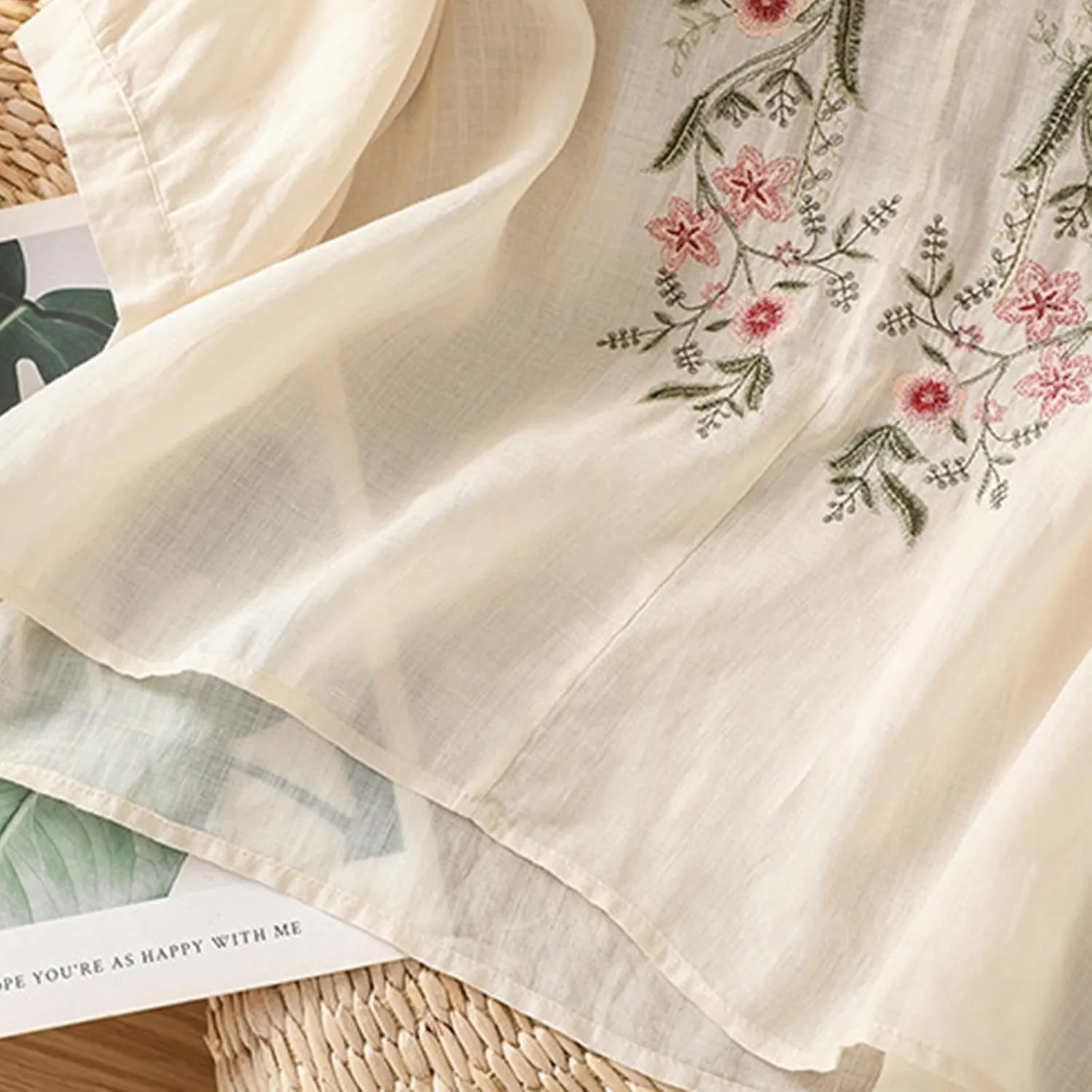Womens 3/4 Sleeve Linen Shirts 2025 Cotton Summer Retro Embroidered Boho Tops Dressy Casual Beach Vacation Blouses