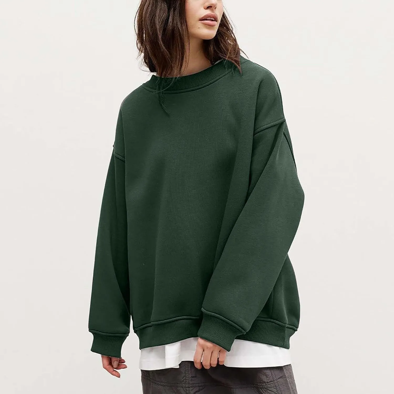 Womens Crew Neck Solid Color Sweatshirts Tops Long Sleeve Casual Pullover Cute Lightweight Loose Tops Fall Winter
